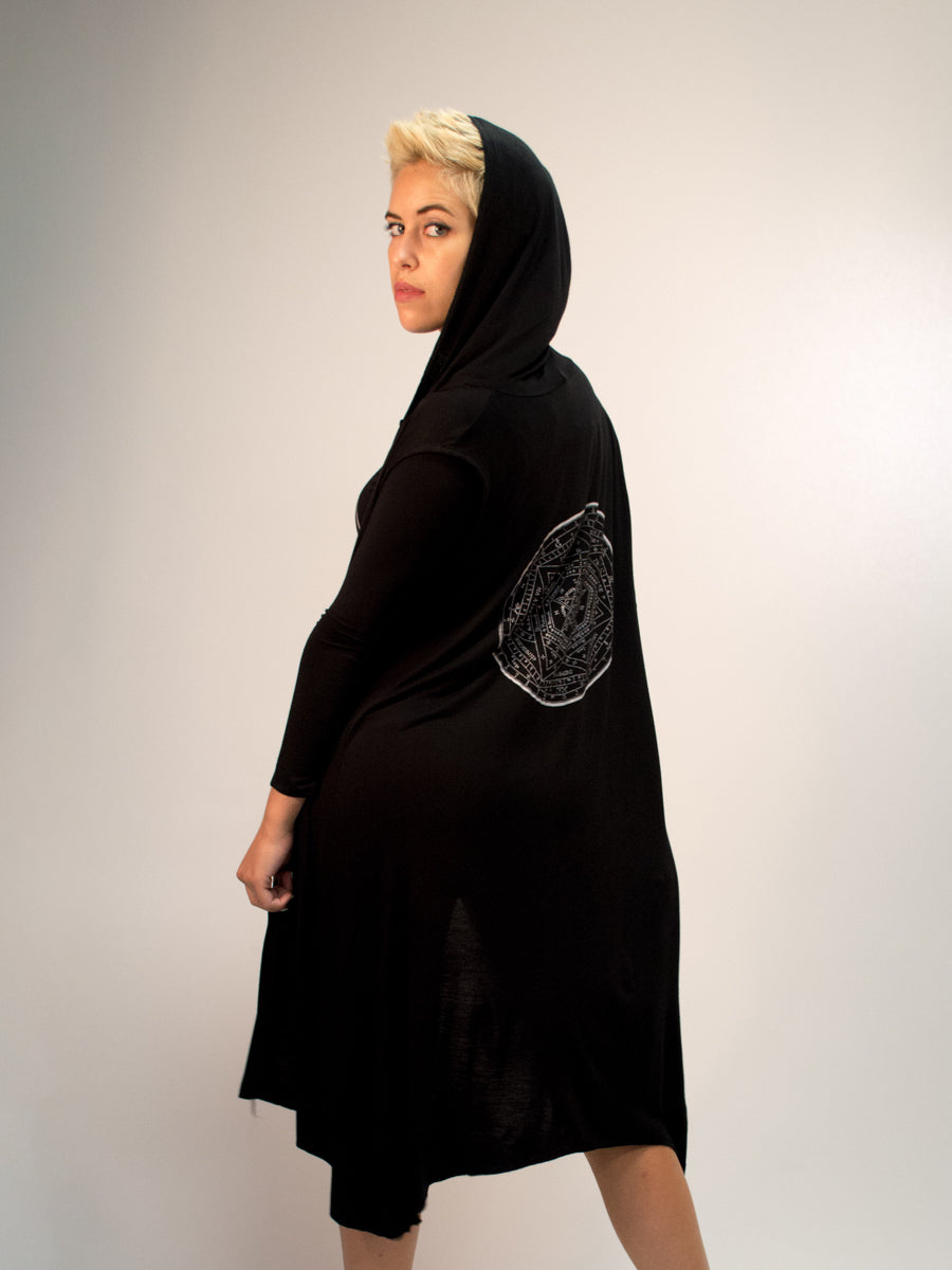 UNISEX BLACK DUSTER SEAL