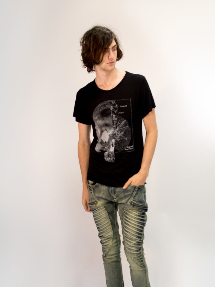 MEN’S BLACK REGULAR STRAIGHT SKULL